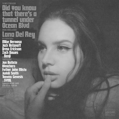 lana del rey nude cover|Lana Del Rey Says Her New Album Cover Was Originally a Nude。